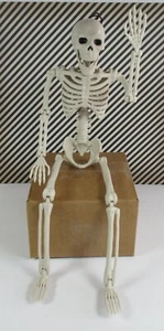 NEW 16" POSEABLE SKELETONS, Box of 5, Halloween Party Decorations, Props, Crafts - Picture 1 of 12