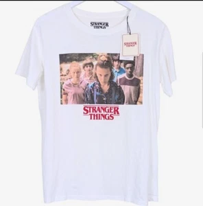 PULL&BEAR : Stranger Things T-Shirt : 9242/395 : M - Picture 1 of 3