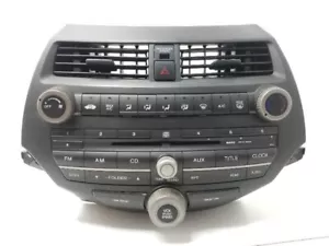 2008-2011 Honda Accord AM FM Radio Cd Player Audio Assembly With Single Disc OEM - Picture 1 of 17
