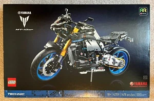 LEGO TECHNIC: Yamaha MT-10 SP (42159) - Picture 1 of 2