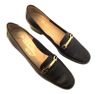 Salvatore Ferragamo Shoes 7 2A Dark Blue Leather Slim Pumps Low 1.5 Inch Heels - Image 1 of 4