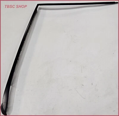 Parabrisas delantero embellecedor exterior derecho 1993-1997 Mercury Cougar grado B Foto 1 de 4