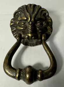 Battiporta testa di leone ottone vintage pesante mobile antico - Foto 1 di 3