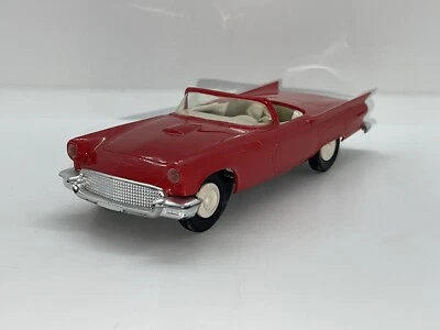 1957 AMT Ford Thunderbird Convertible Promo Dealer Model Car 1:25 - Image 1 of 4