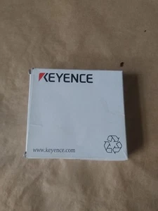 Keyence EM-030P SENSORE 3 MM MADE IN JAPAN - Picture 1 of 8