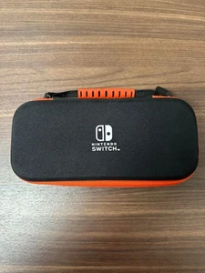 Original Tragetasche für 10 Spielkassetten schwarz und rot für Nintendo 8E - Bild 1 von 4