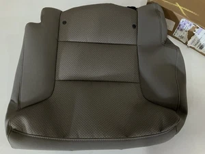 NEW GENUINE OEM GM 84550095 Rear Right (40% Side) Seat Back Cover, DUNE Color - Picture 1 of 4