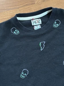 One 432 Skeletor Black Sweatshirt Skulls Size Small S Handmade Pakistan - Picture 1 of 15