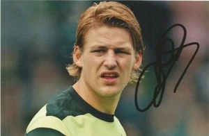 CELTIC: GLENN LOOVENS SIGNED 6x4 ACTION PHOTO+COA - Picture 1 of 1