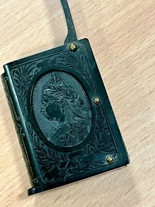 Rare Vintage Queen Victoria Ebonite Vesta Matchbox C1897 - 1901 - Picture 1 of 10