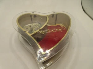 Heart Shaped Clear Wind Up Music Box plays we only just begun - Picture 1 of 4