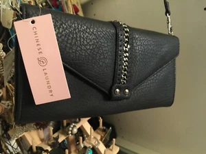 CHINESE LAUNDRY Cross Body Purse with Chain Accent ~ Black - Picture 1 of 3