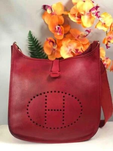 Vintage 1997 HERMES Evelyne I Rouge VIF Courchevel Leather GM Shoulder Bag - Picture 1 of 12