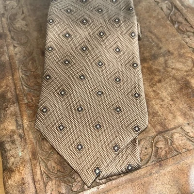 Nautica Men’s Silk Tie Necktie Brown Geometric Made In Korea - Image 1 of 4