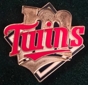 MINNESOTA TWINS "M" Lapel PIN - Picture 1 of 1