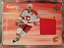 1998-99 Upper Deck Joe Nieuwendyk 2-COLOR GAME-WORN JERSEY🔥Calgary Flames🔥RARE