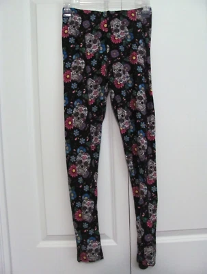 NWOT SIZE SMALL WOMEN'S DAY OF THE DEAD W/ COLORFUL FLOWERS PRINT LEGGINGS - Image 1 of 4