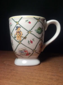 Coffe Mug Nantucket - Cute Bears Strawberries Flowers Fruit - Shows Age In Glaze - Picture 1 of 4