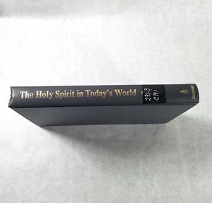 The Holy Spirit in Today's World - 1966 1st Edition Hardcover by W. A. Criswell - Picture 1 of 17