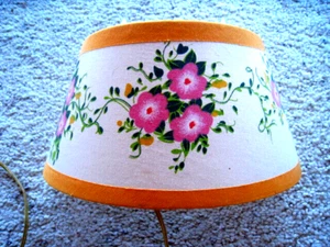 Vntg Styl Reading Light Hooks Over Bed Headboard Pink Yellow Flowers Cloth Shade - Picture 1 of 5