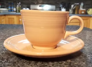 Tazza e piattino Fiesta albicocca nuova Fiestaware RITIRATO - Foto 1 di 5