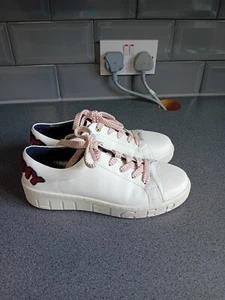 Tommy Hilfiger White Leather Trainers Size 5 - Picture 1 of 6