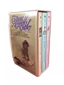 Vintage Anne of Green Gables by L.M. Montgomery Box Set 3 PB Books - Foto 1 di 10