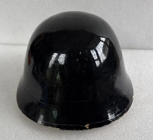 Fire Brigade / Fireman's Helmet - Obsolete Cork Core Helmets Ltd Weathhampstead - Picture 1 of 8