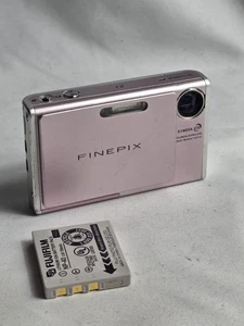 Cámara digital FUJIFILM ☆ FINEPIX Z3 ~ rosa claro probado con batería *Leer - Imagen 1 de 5