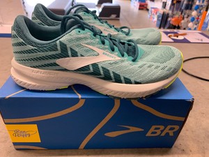 brooks size 5.5