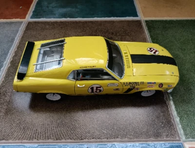 1:18 Welly 1970 Ford T/A Mustang #15 George Follmer Car Model  - Image 1 of 4