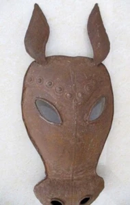 ANTIQUE IRON HORSE MASK RARE - Picture 1 of 9