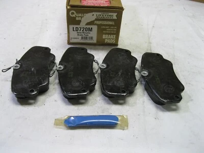 Semi Metallic Disc Brake Pad Set Quality Brand LD720M fits 97-01 Cadillac Catera Foto 1 de 4