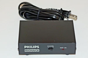 Philips PM61138 RF Modulator - Picture 1 of 4