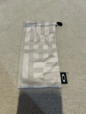 OAKLEY HDO MICROFIBRA GAFAS DE SOL BOLSA CORDÓN PAÑO DE LIMPIEZA BOLSA NEGRO Foto 1 de 4