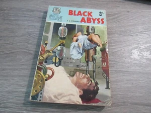 BLACK ABYSS BY J.L. POWERS RARE BADGER BOOKS UK PULP ERA SCIENCE FICTION PB - Bild 1 von 3
