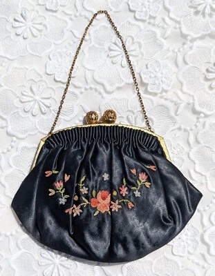 ANTIQUE 1920’S HAND DONE PETIT POINT FLORAL BLACK SATIN PURSE - Image 1 of 4