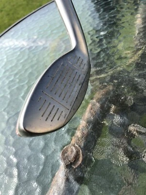 TaylorMade Rescue Titanium 15* Hybrid - Stiff Flex Graphite Bubble Shaft - RH - Image 1 of 4