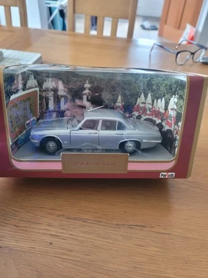 Polistil - Jaguar XJ 6L (1:25)  - Image 1 of 4