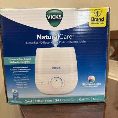 Vicks Natural Care Humidifier Diffuser VapoPads Nitetime Light, VUL530 - Image 1 of 4