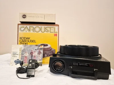 重装柯达旋转木马 750H 幻灯片投影仪功能齐全观看视频 3479 — 第 1/4 张图片