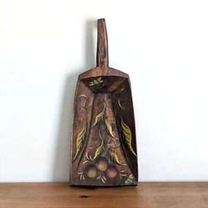 Primitive rustikale Holzschaufel Tom Fitzsimons handbemalt Insekten Blätter Früchte 15" - Bild 1 von 9