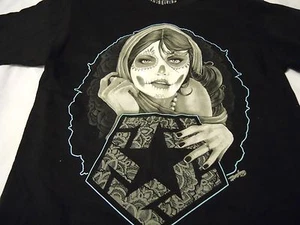 Young Men Tee Shirt Sz M Black Tribal - Picture 1 of 2