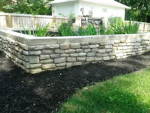 OKL43 - 5 SETS OF CONCRETE LIMESTONE MOLDS (43) MAKE 1000s OF ROCK WALL VENEER - Picture 1 of 10