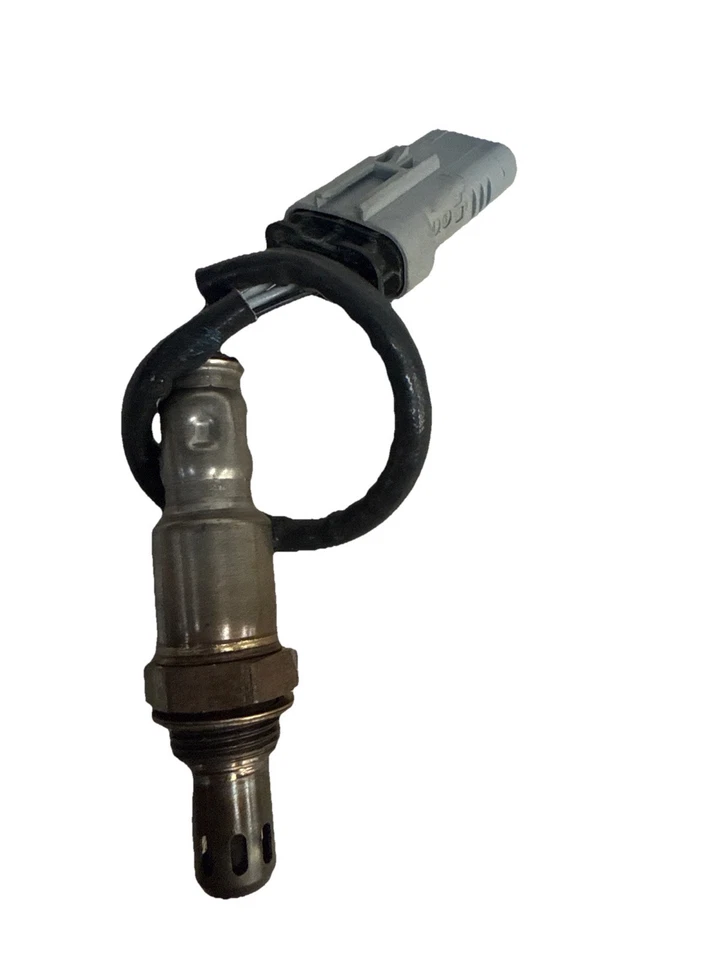 2013-2018 Cadillac ATS 2.0L Turbo Front Upper O2 Sensor 12627140 GMC OEM 🔥🚗 - Image 1 of 1