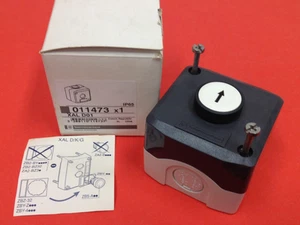 Telemecanique - Modell XAL DO1 - Drucktastengehäuse - NEU - Bild 1 von 5