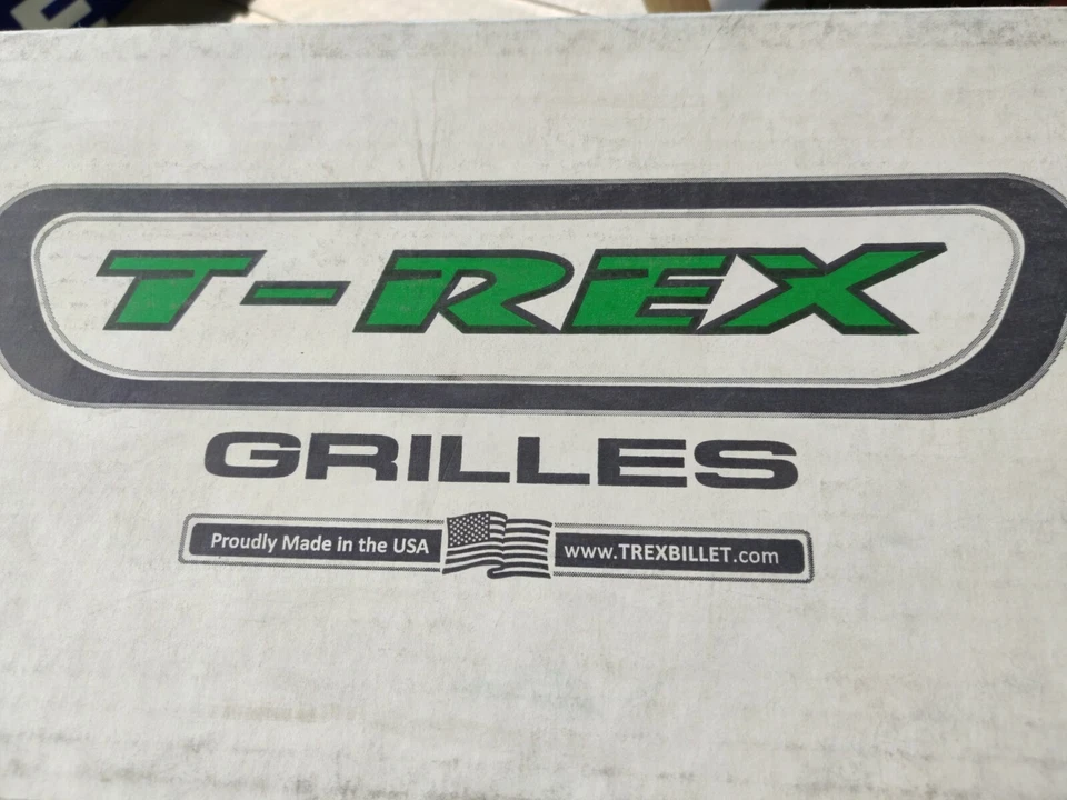 Сетчатая решетка T-Rex серии 51035 высшего класса подходит для Camaro 16–18 годов выпуска - Изображение 1 из 2