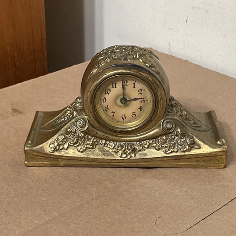 Antique Art Nouveau Ornate Dresser or Desk Clock Jennings Bros Waterbury Era Cover