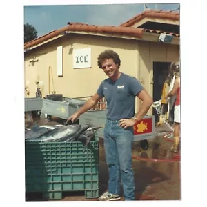 "Foto vintage de pesca de hombre década de 1980 peces animales al aire libre deportes acuáticos hombres 3,5x4,5""" - Imagen 1 de 3
