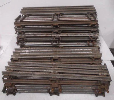 48 SECTIONS OF VINTAGE LIONEL O GAUGE STRAIGHT TRACKS USED & NEED GOOD CLEANING - Image 1 of 4